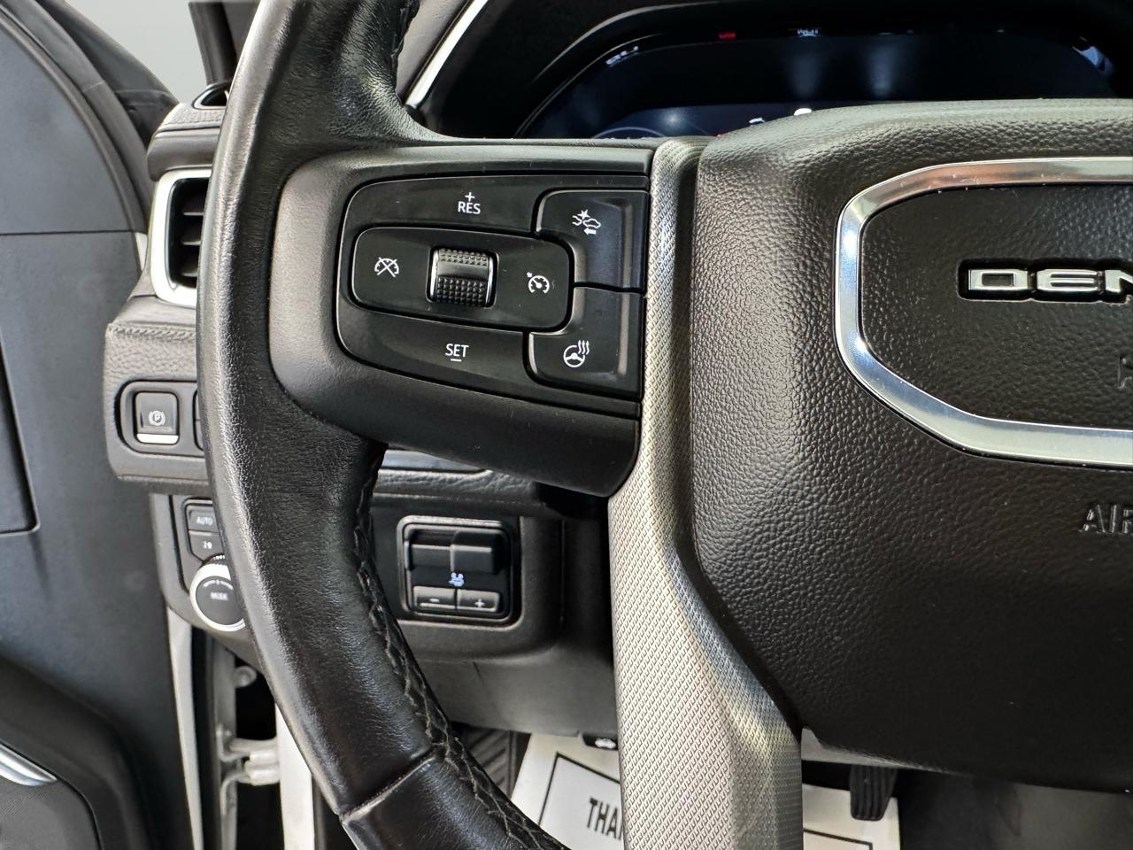 GMC Yukon XL 4WD 4dr Denali 2022