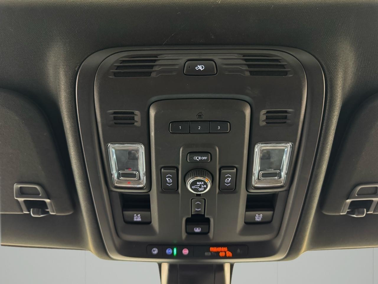 GMC Yukon XL 4WD 4dr Denali 2022