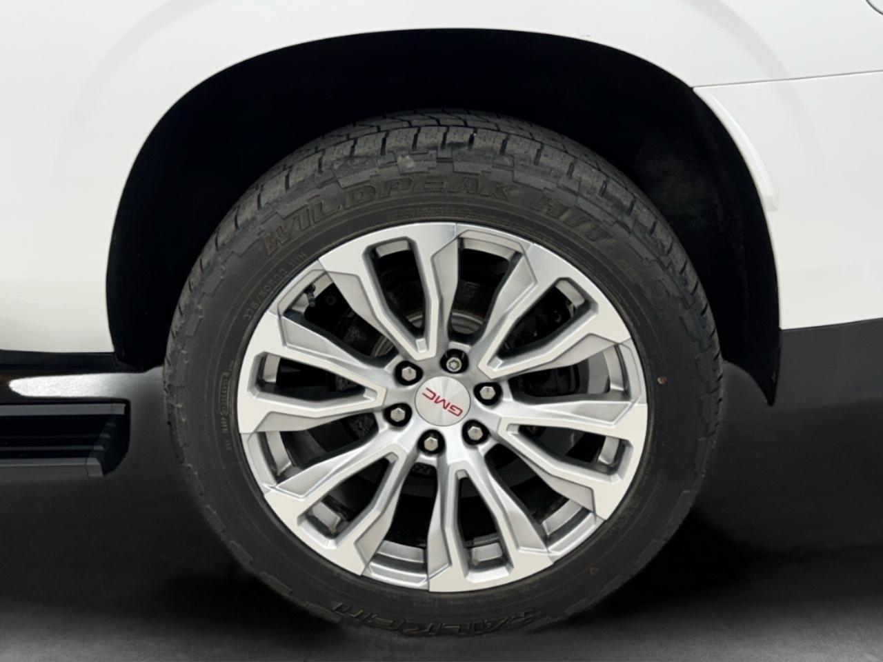 GMC Yukon XL 4WD 4dr Denali 2022