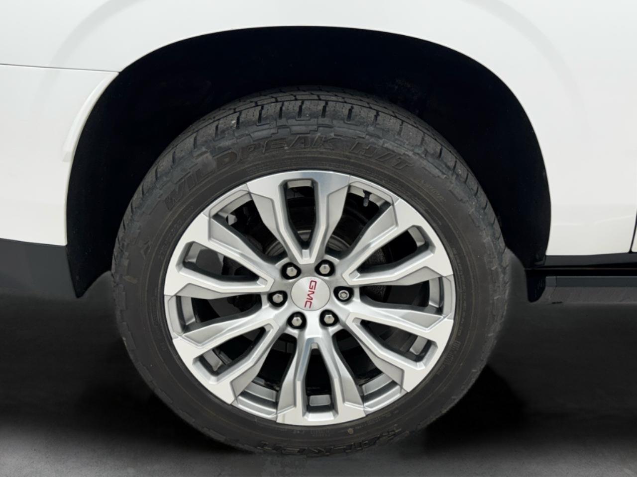 GMC Yukon XL 4WD 4dr Denali 2022