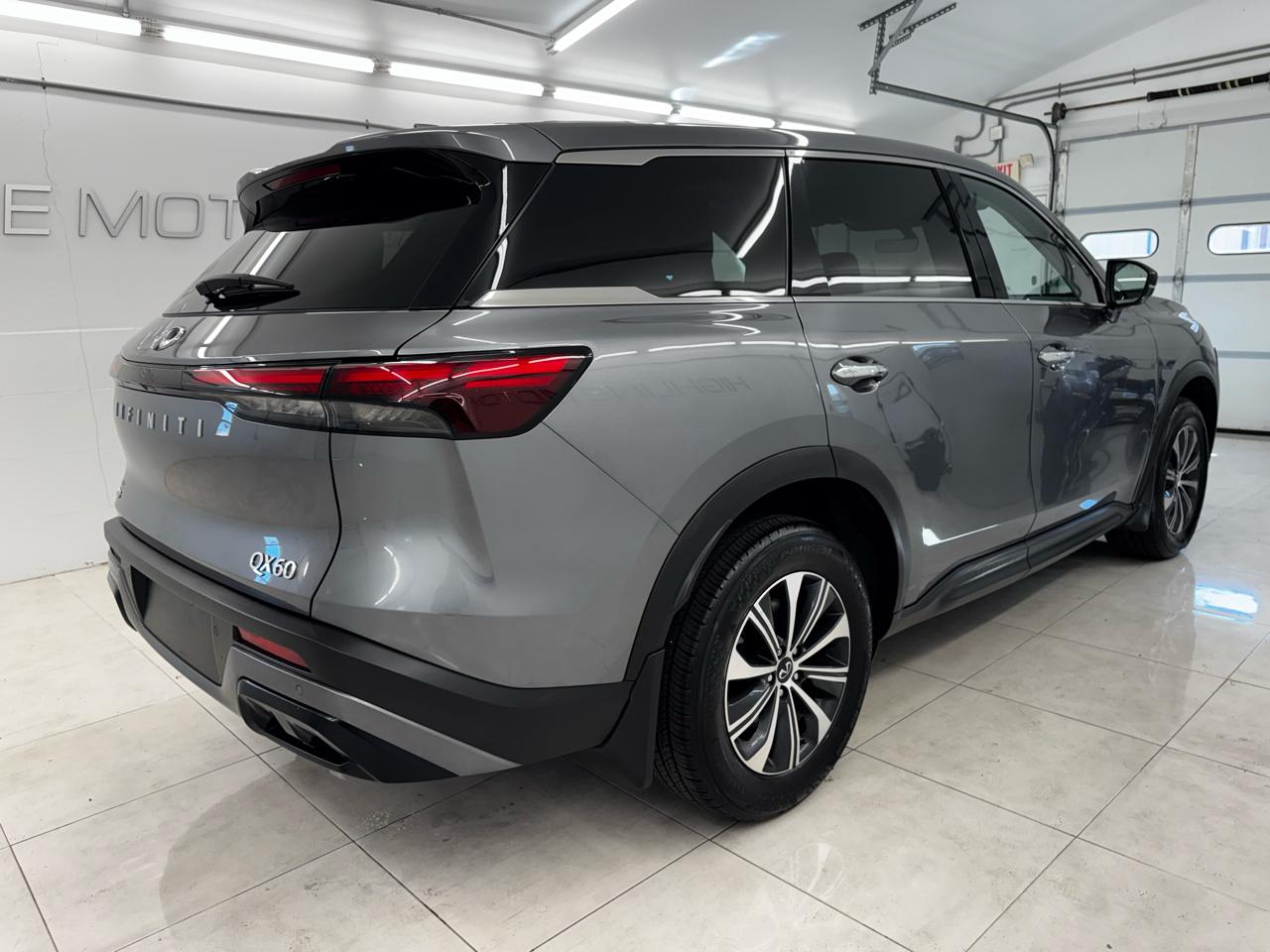 Infiniti QX60 PURE AWD 2024