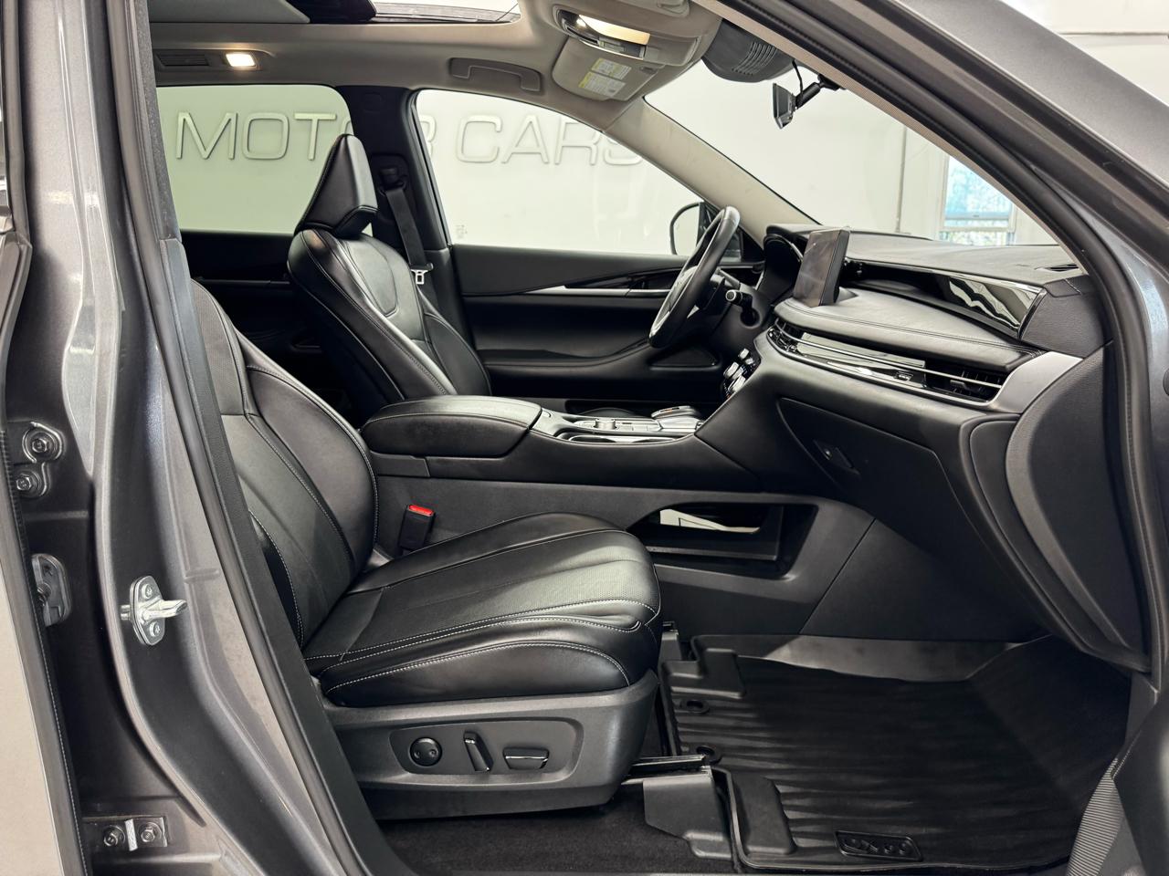 Infiniti QX60 PURE AWD 2024