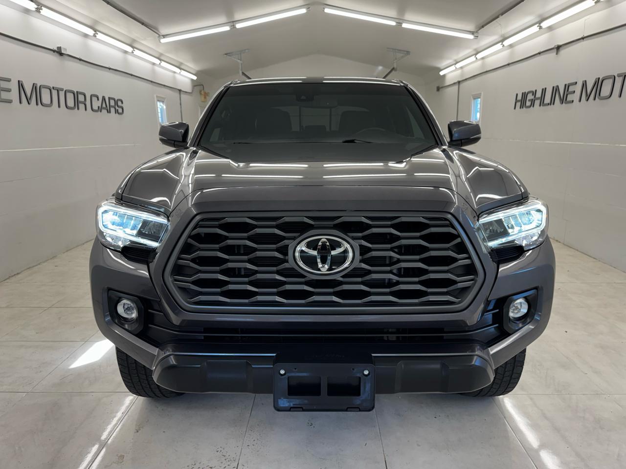 Toyota Tacoma 4WD TRD Off Road Double Cab 5' Bed V6 MT (Natl) 2021