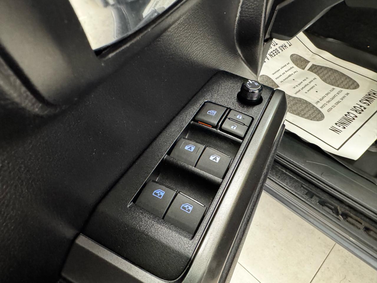 Toyota Tacoma 4WD TRD Off Road Double Cab 5' Bed V6 MT (Natl) 2021