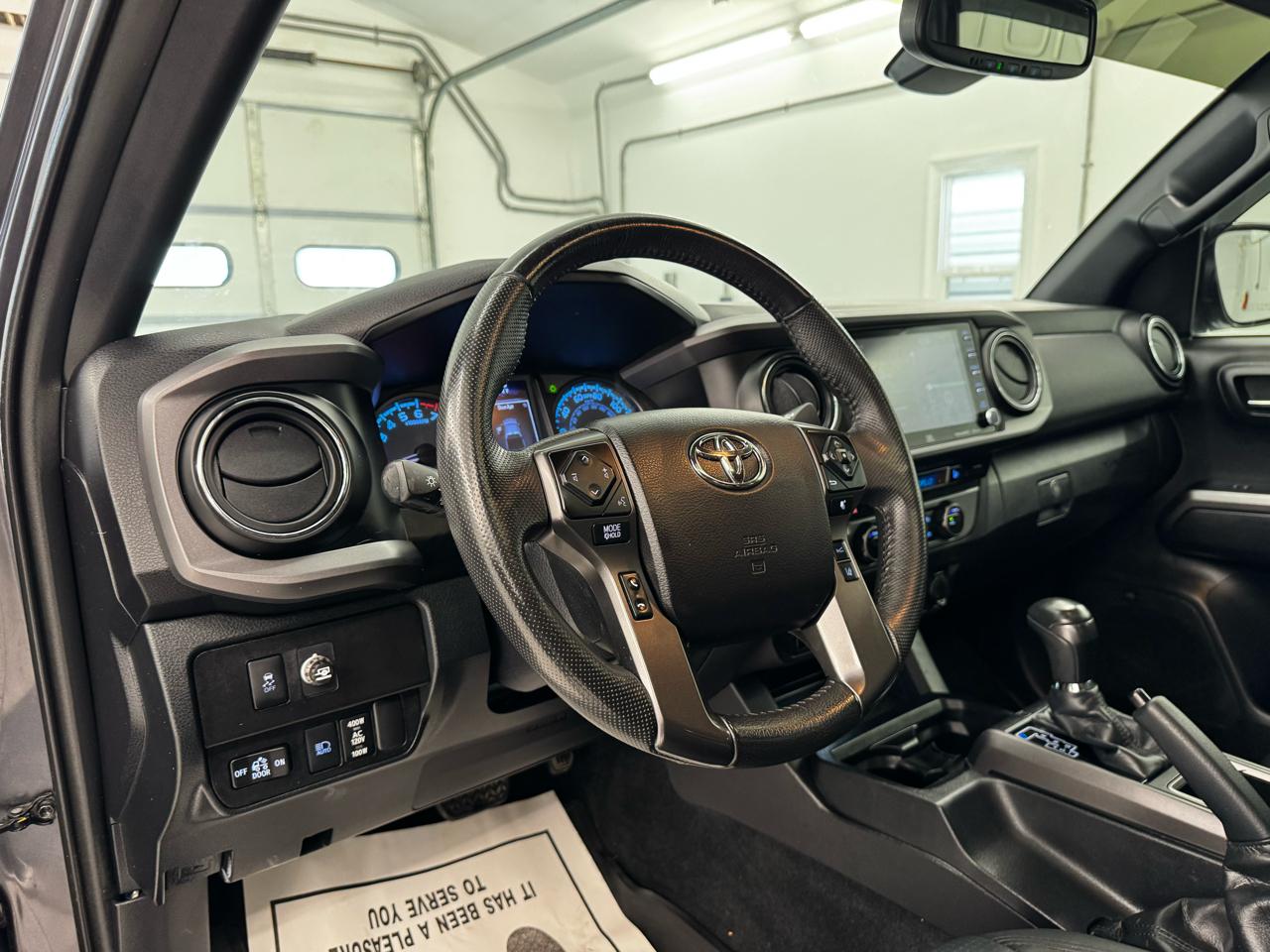 Toyota Tacoma 4WD TRD Off Road Double Cab 5' Bed V6 MT (Natl) 2021