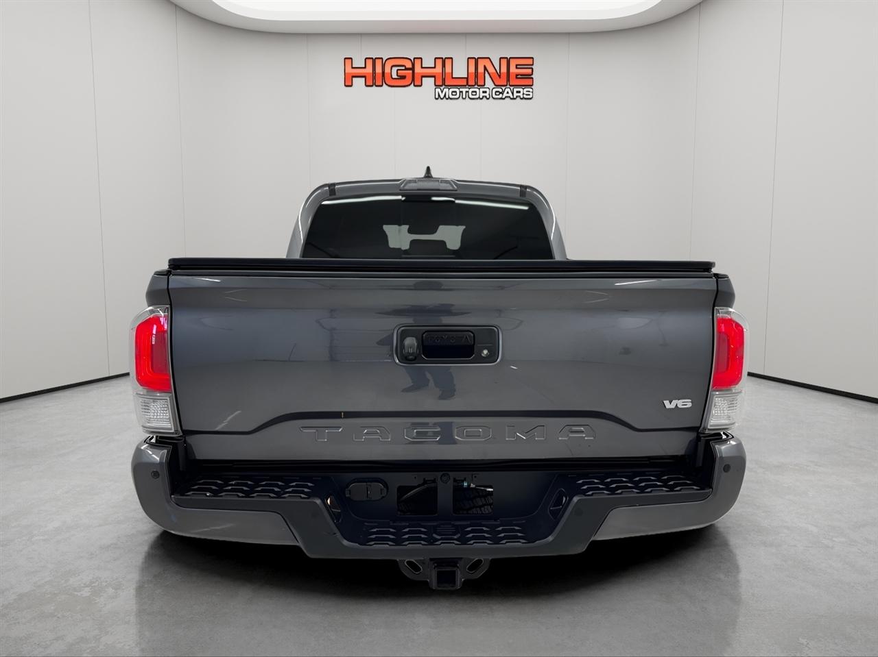 Toyota Tacoma 4WD TRD Off Road Double Cab 5' Bed V6 MT (Natl) 2021