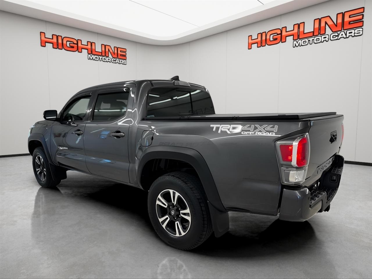 Toyota Tacoma 4WD TRD Off Road Double Cab 5' Bed V6 MT (Natl) 2021