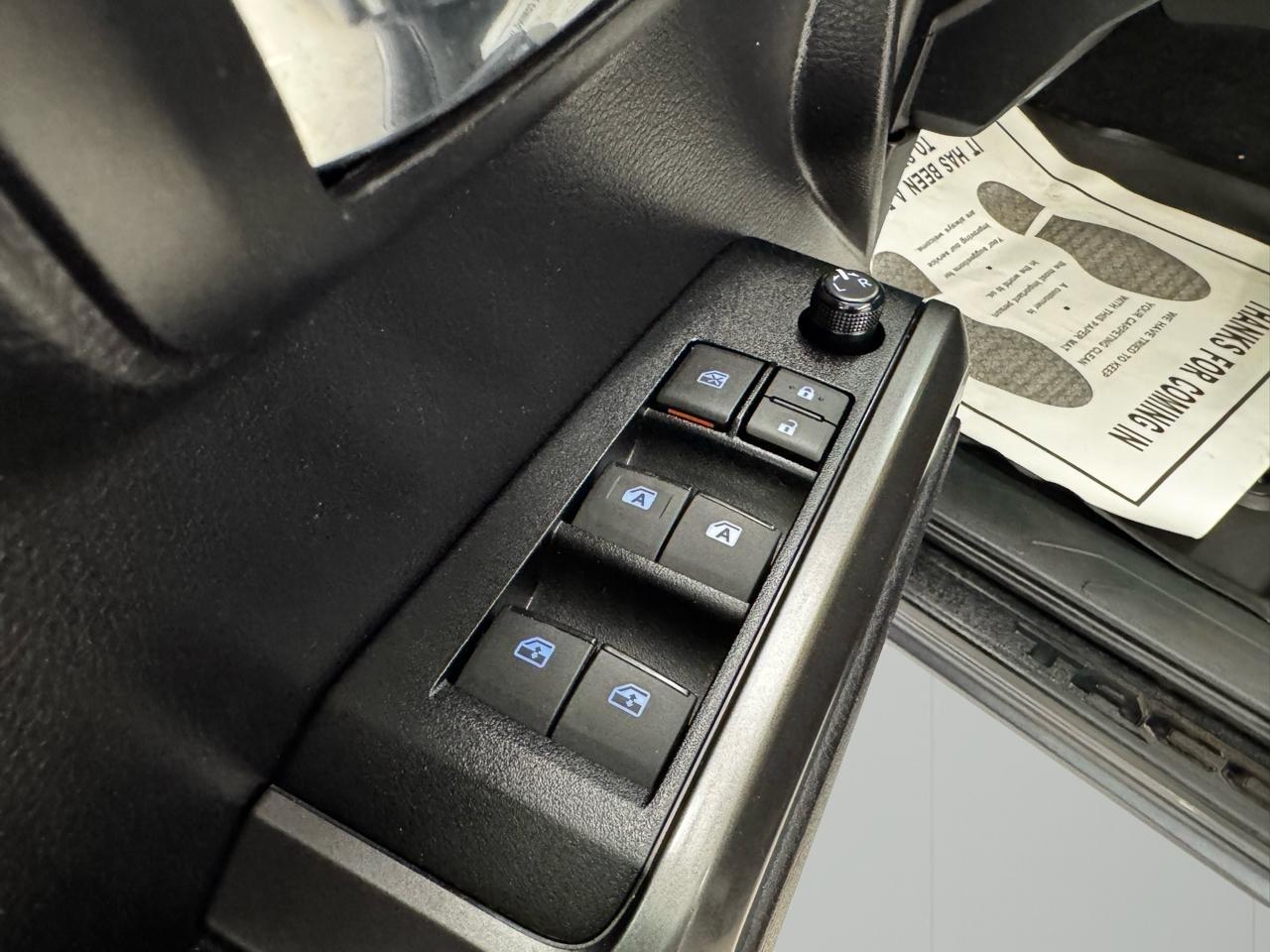 Toyota Tacoma 4WD TRD Off Road Double Cab 5' Bed V6 MT (Natl) 2021