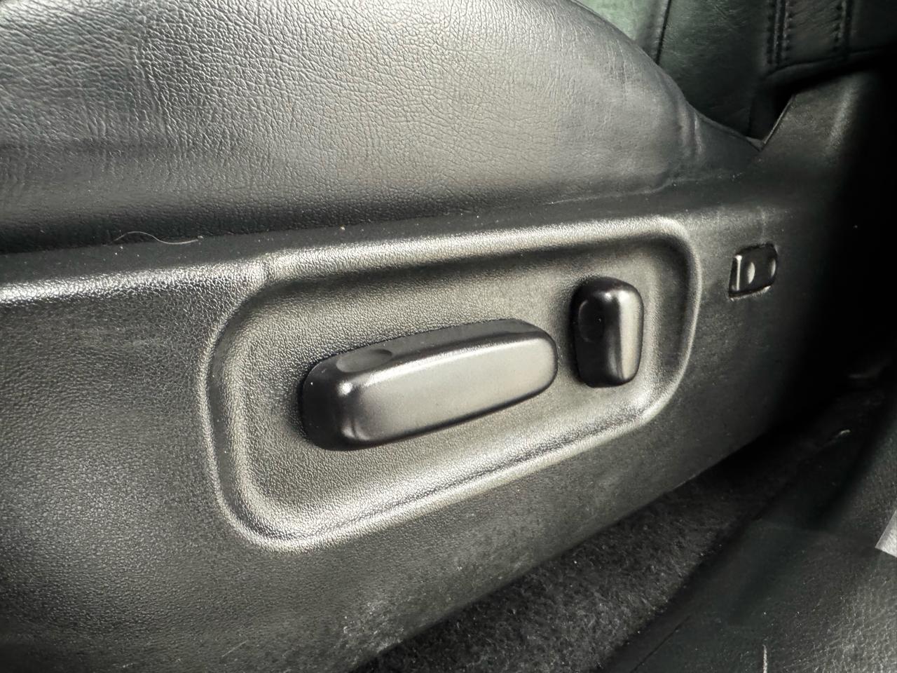 Toyota Tacoma 4WD TRD Off Road Double Cab 5' Bed V6 MT (Natl) 2021