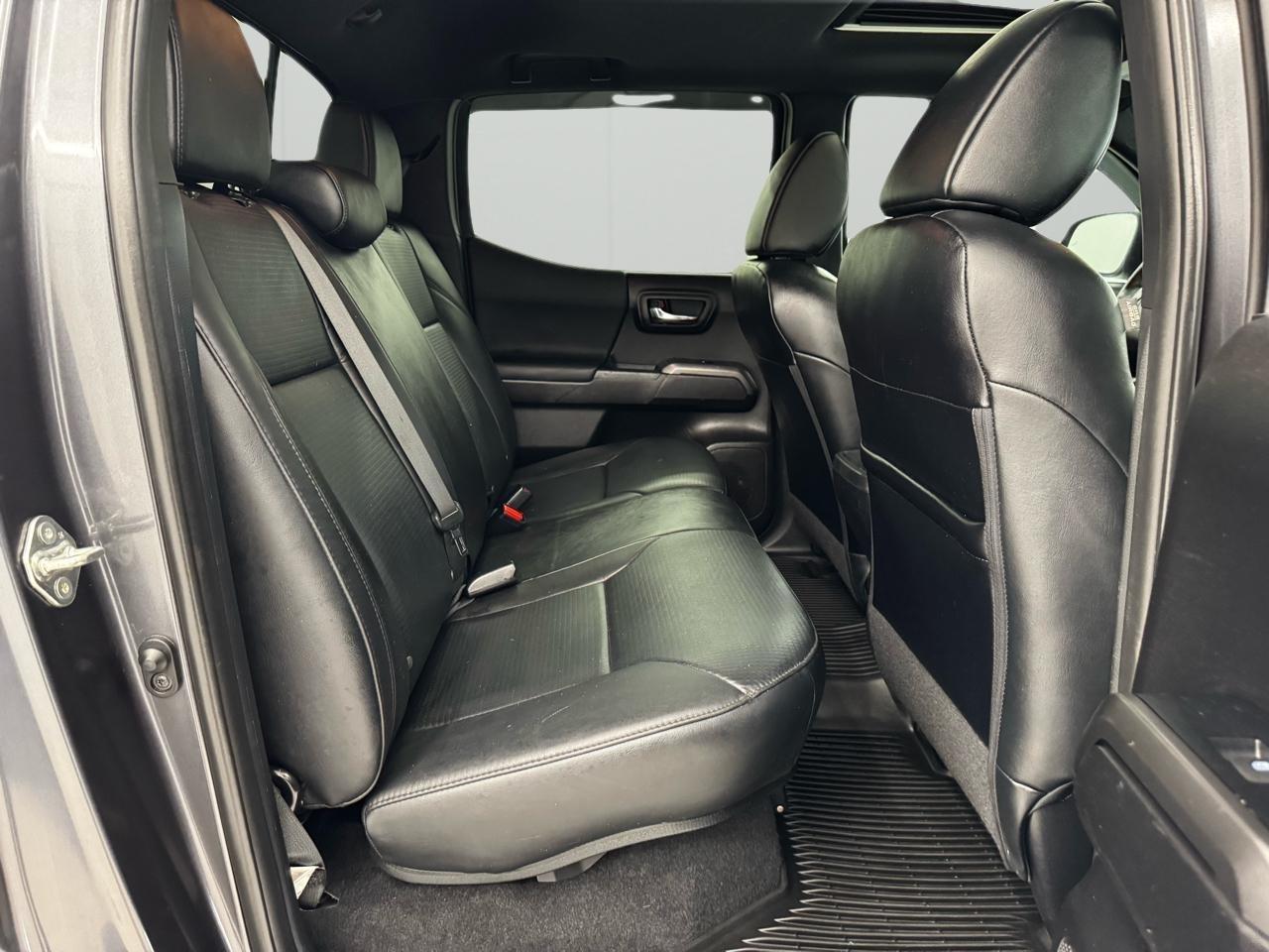 Toyota Tacoma 4WD TRD Off Road Double Cab 5' Bed V6 MT (Natl) 2021