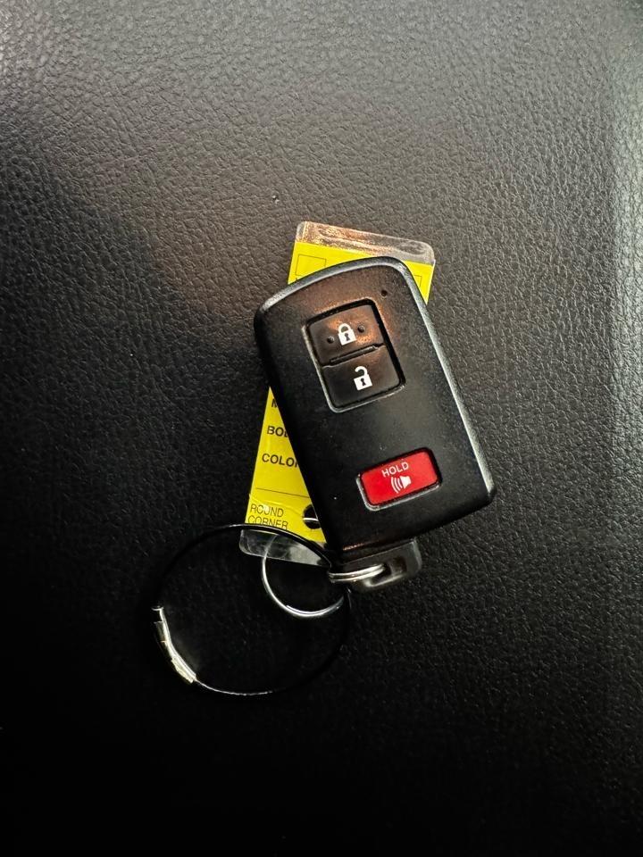 Toyota Tacoma 4WD TRD Off Road Double Cab 5' Bed V6 MT (Natl) 2021