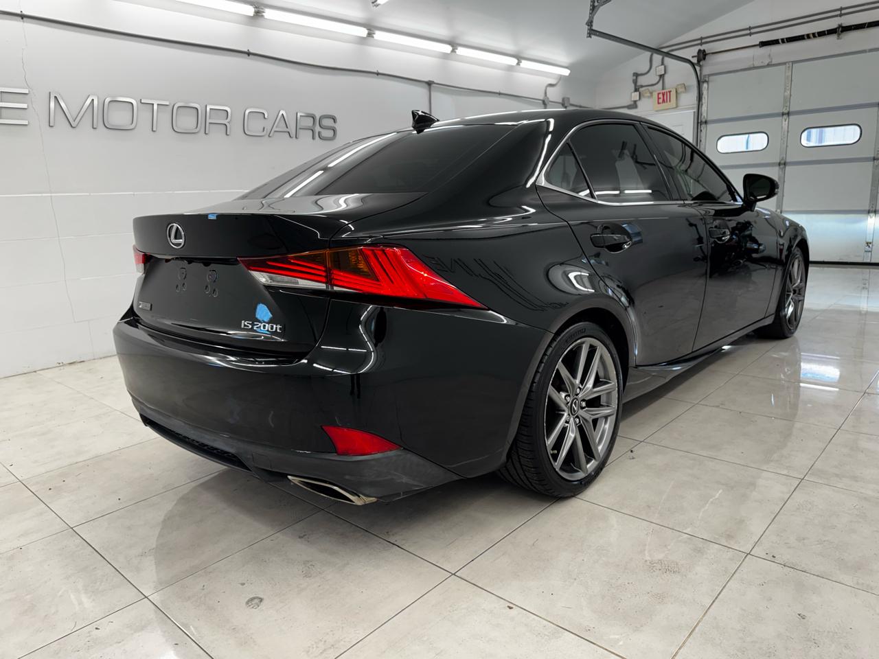 Lexus IS IS Turbo F Sport RWD 2017