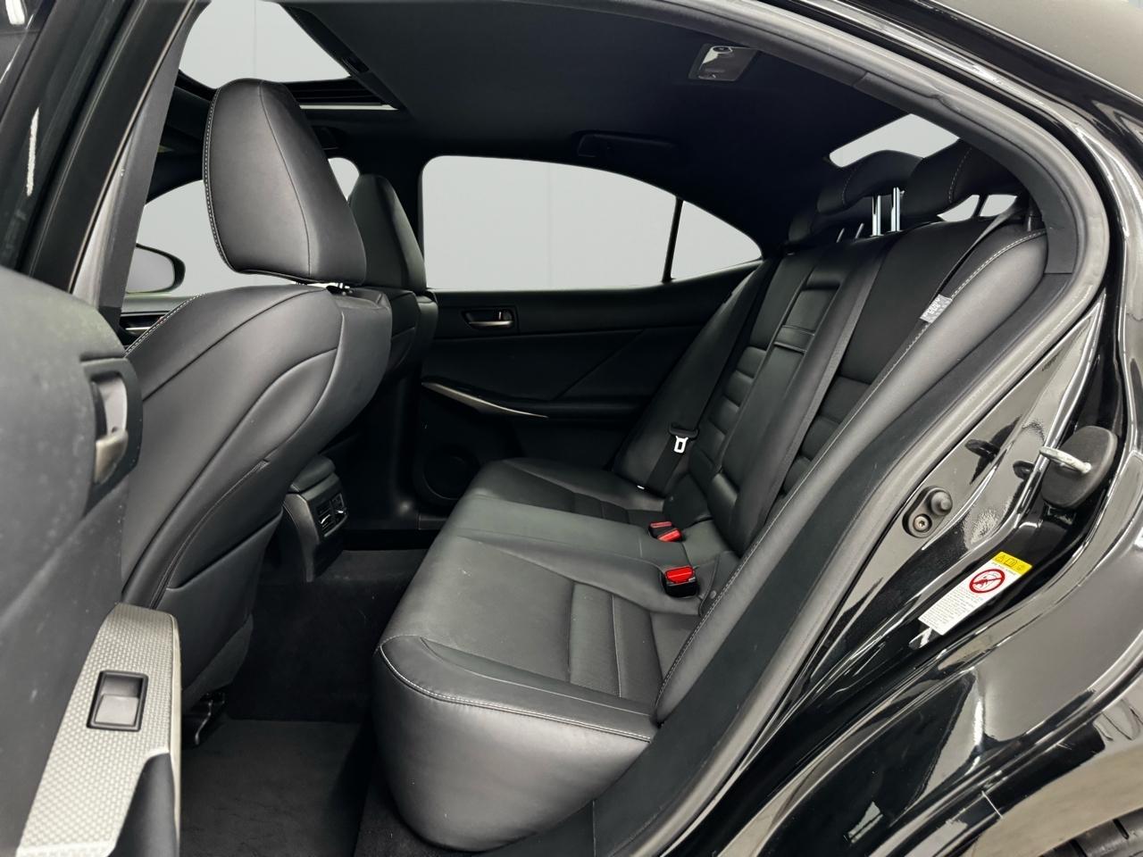 Lexus IS IS Turbo F Sport RWD 2017