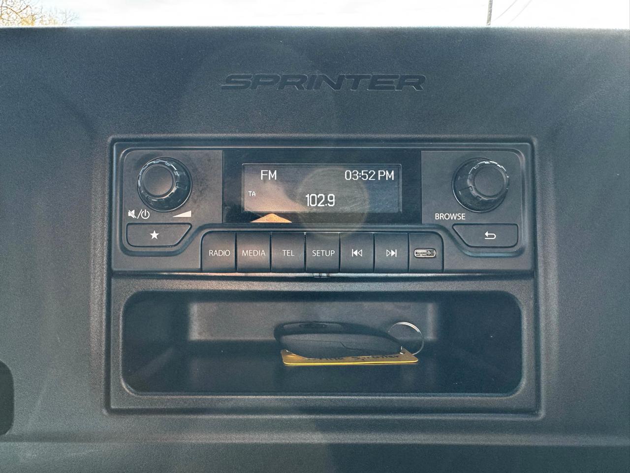 Mercedes-Benz Sprinter Cargo Van 2500 Standard Roof I4 Diesel 144" RWD 2025