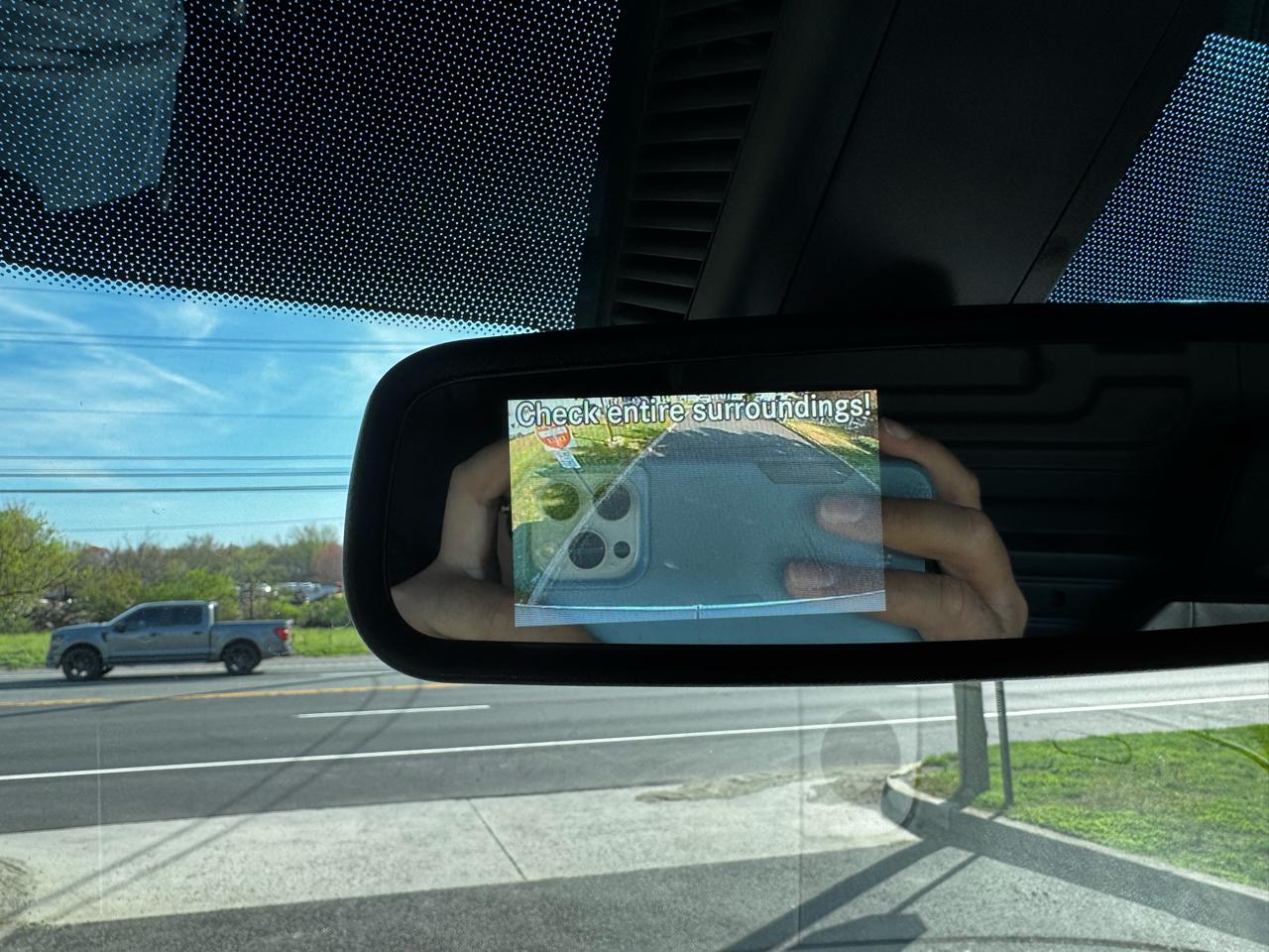 Mercedes-Benz Sprinter Cargo Van 2500 Standard Roof I4 Diesel 144" RWD 2025