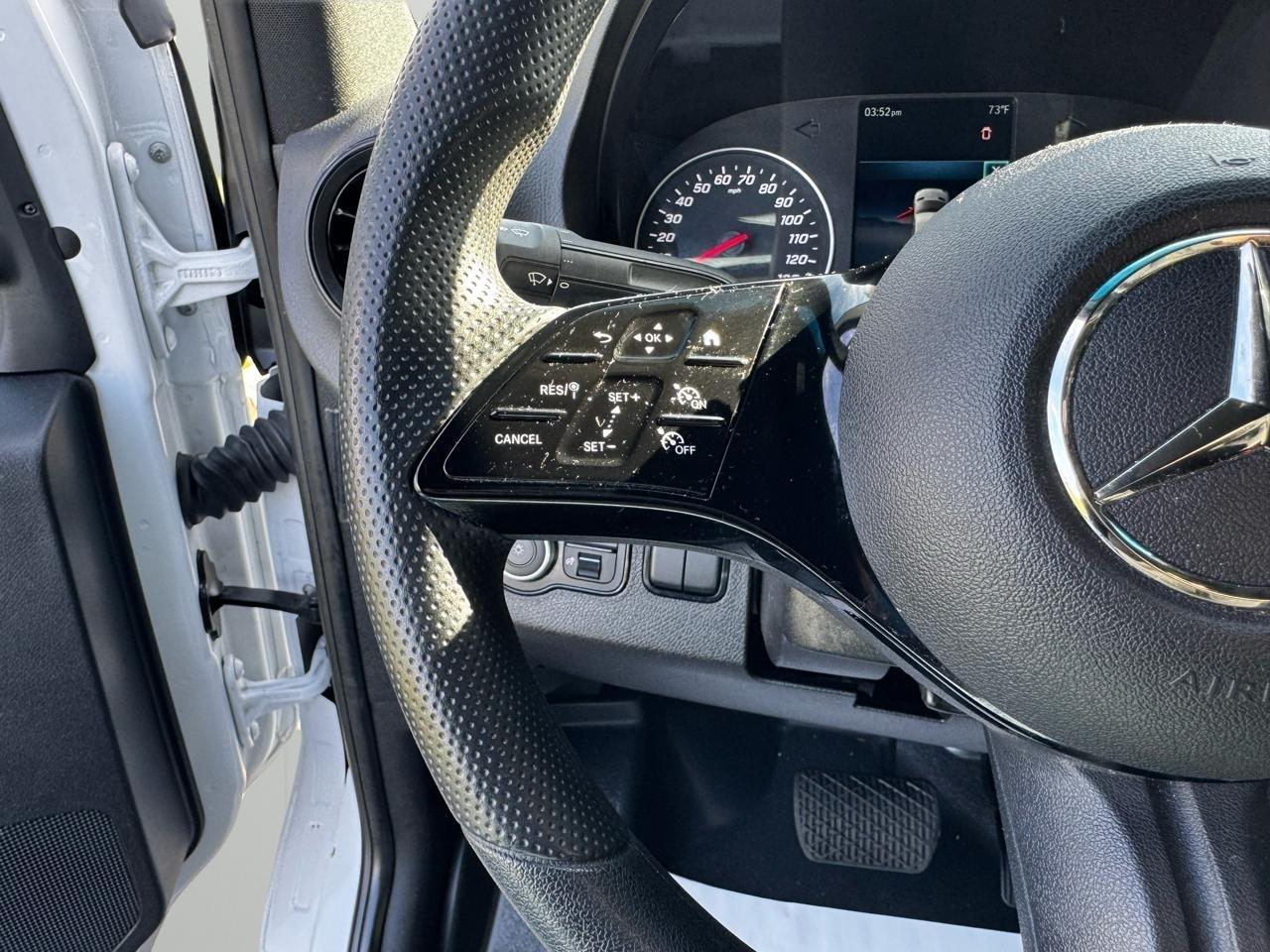 Mercedes-Benz Sprinter Cargo Van 2500 Standard Roof I4 Diesel 144" RWD 2025