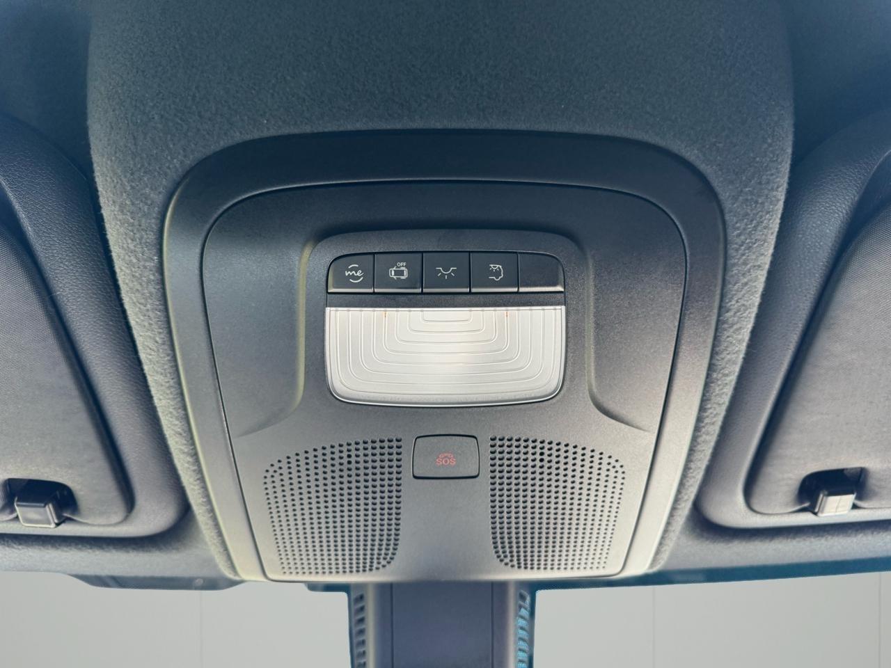 Mercedes-Benz Sprinter Cargo Van 2500 Standard Roof I4 Diesel 144" RWD 2025