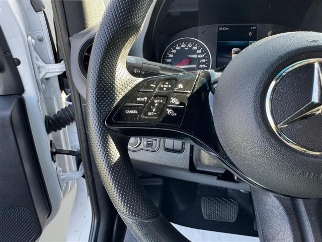 Mercedes-Benz Sprinter Cargo Van 2500 Standard Roof I4 Diesel 144" RWD 2025