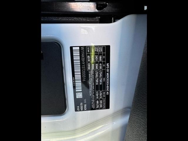 Mercedes-Benz Sprinter Cargo Van 2500 Standard Roof I4 Diesel 144" RWD 2025