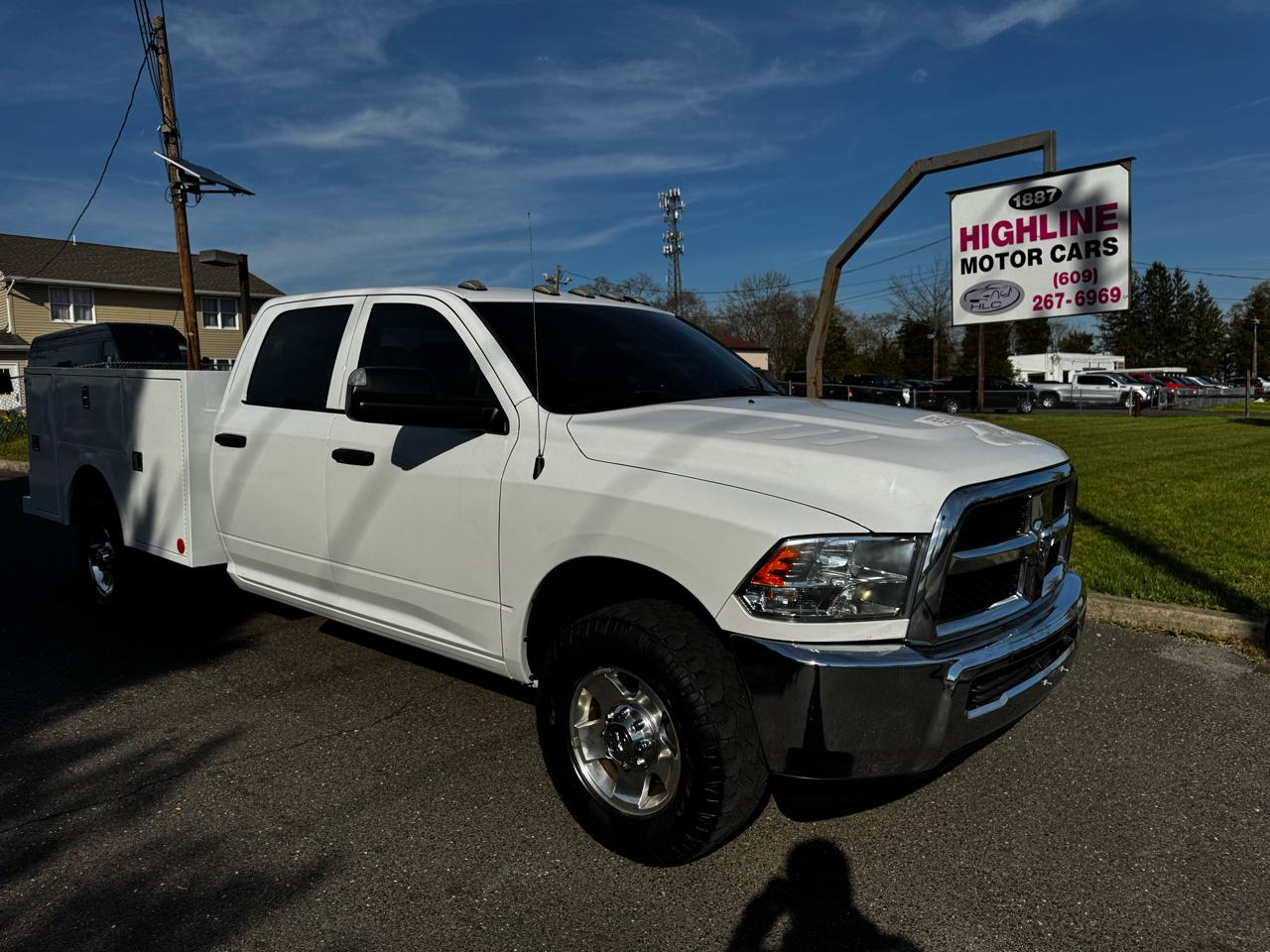 RAM 3500 Tradesman 4x2 Crew Cab 8' Box 2018
