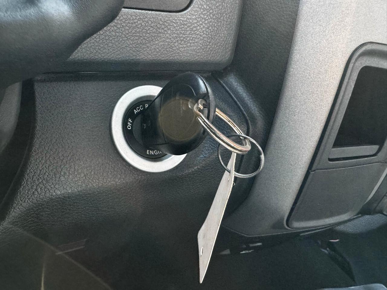 RAM 3500 Tradesman 4x2 Crew Cab 8' Box 2018