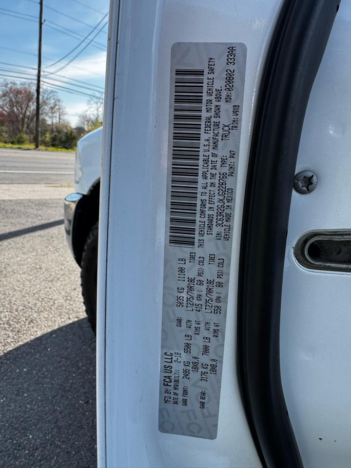 RAM 3500 Tradesman 4x2 Crew Cab 8' Box 2018