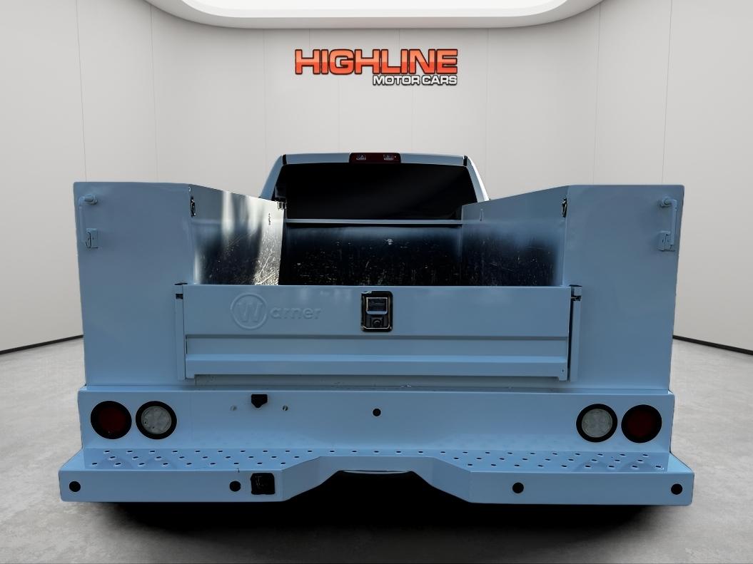 RAM 3500 Tradesman 4x2 Crew Cab 8' Box 2018