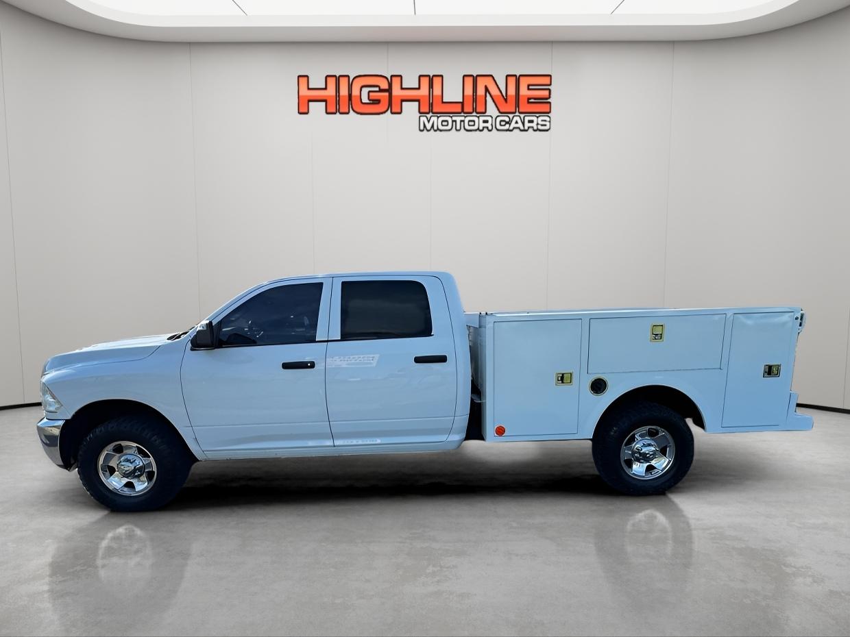 RAM 3500 Tradesman 4x2 Crew Cab 8' Box 2018