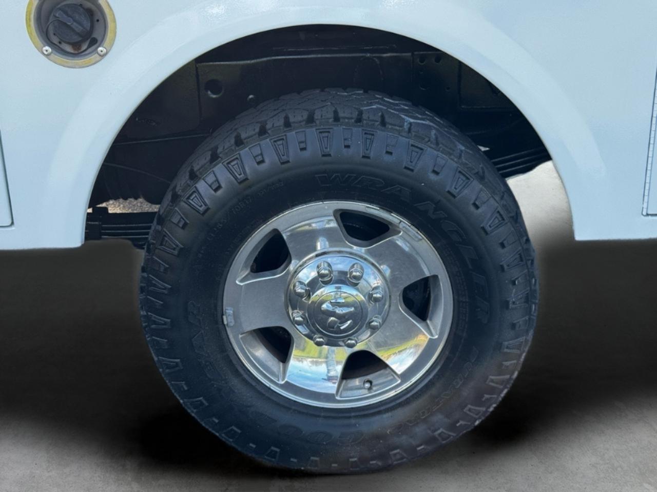 RAM 3500 Tradesman 4x2 Crew Cab 8' Box 2018