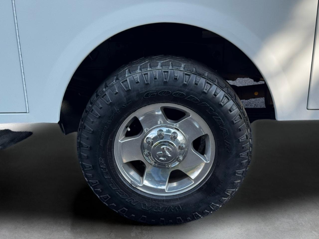 RAM 3500 Tradesman 4x2 Crew Cab 8' Box 2018