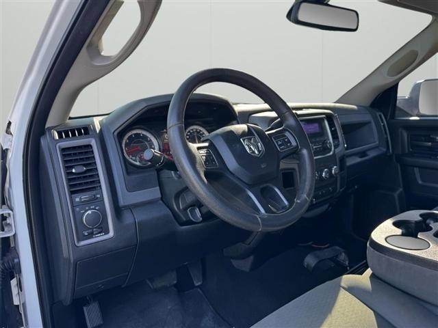 RAM 3500 Tradesman 4x2 Crew Cab 8' Box 2018