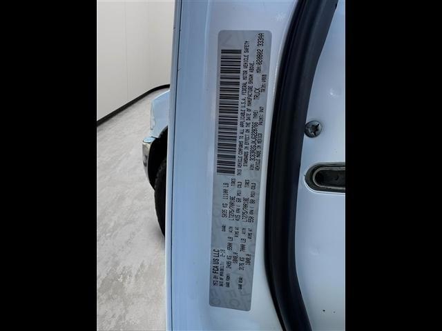 RAM 3500 Tradesman 4x2 Crew Cab 8' Box 2018