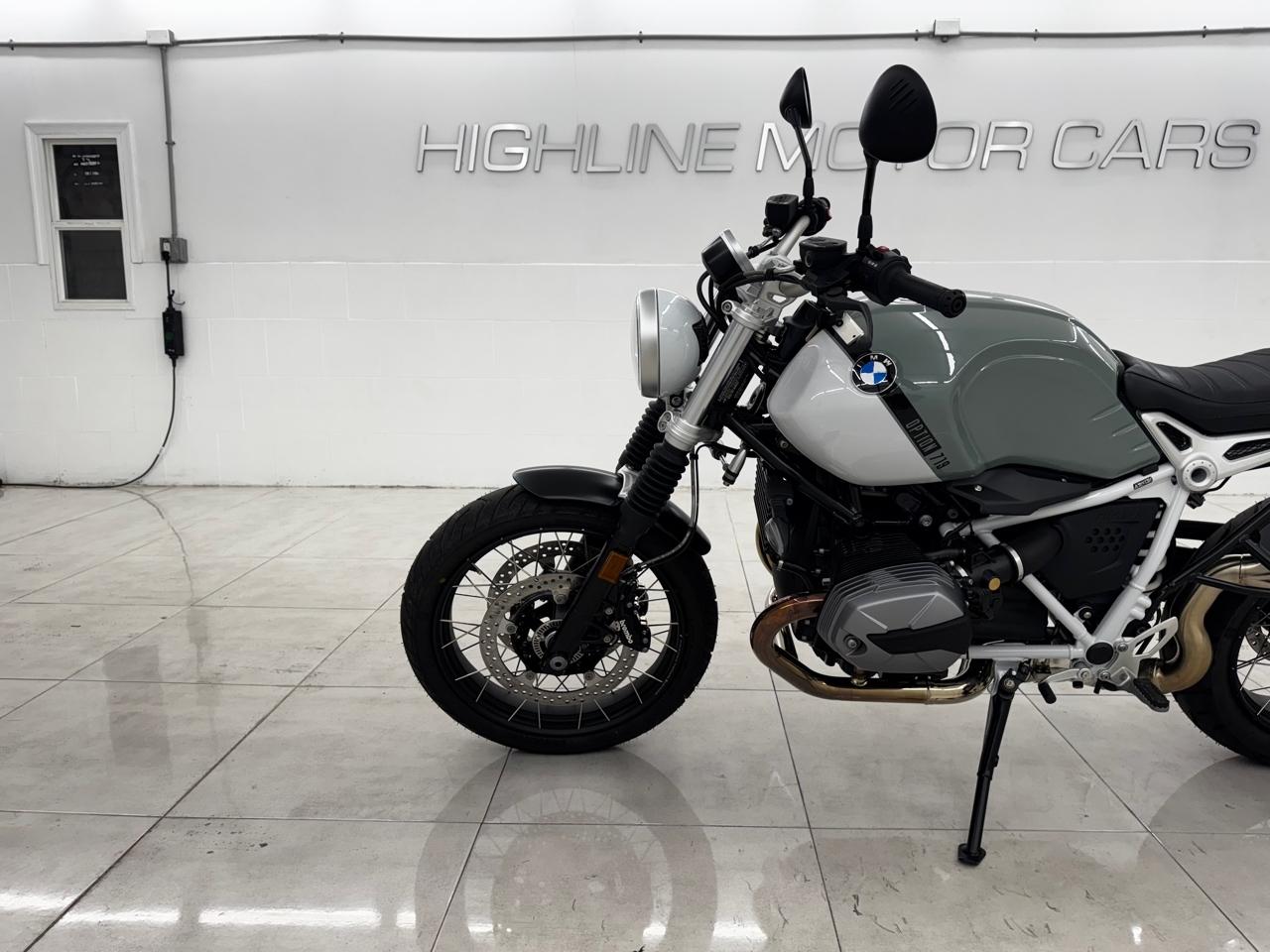 BMW R nine T  2023