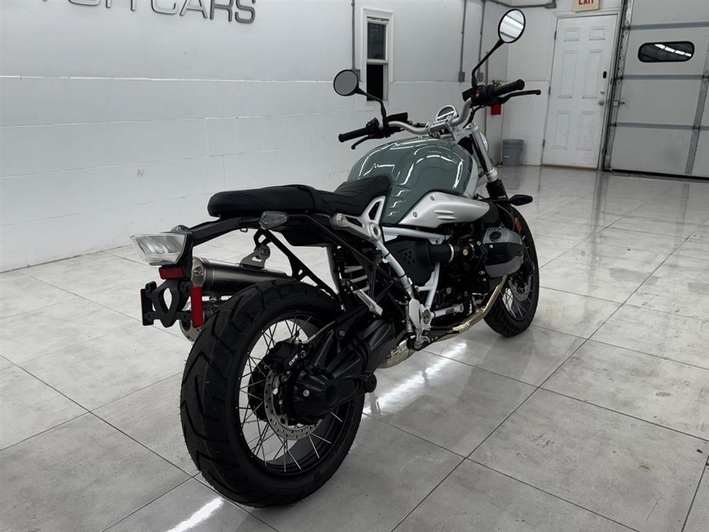 BMW R nine T  2023