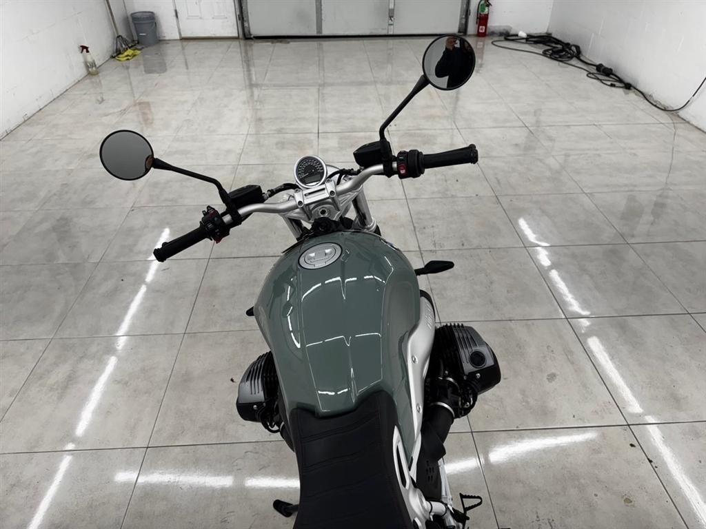 BMW R nine T  2023