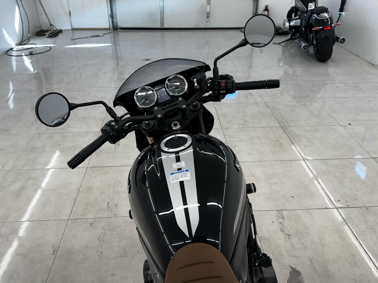 Kawasaki Z900RS CAFÉ  2022