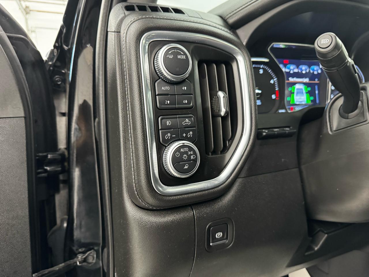 GMC Sierra 3500HD 4WD Crew Cab 159" Denali 2021