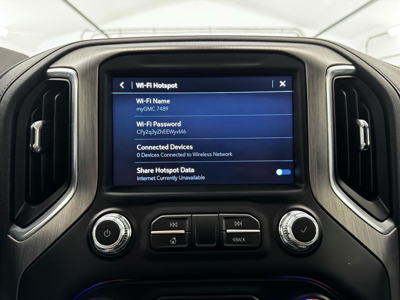 GMC Sierra 3500HD 4WD Crew Cab 159" Denali 2021