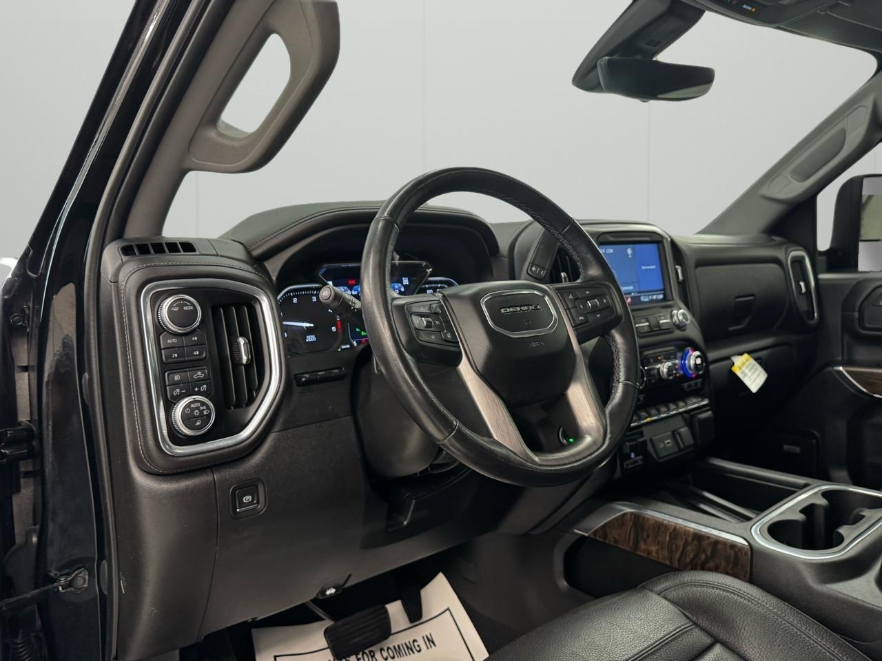 GMC Sierra 3500HD 4WD Crew Cab 159" Denali 2021