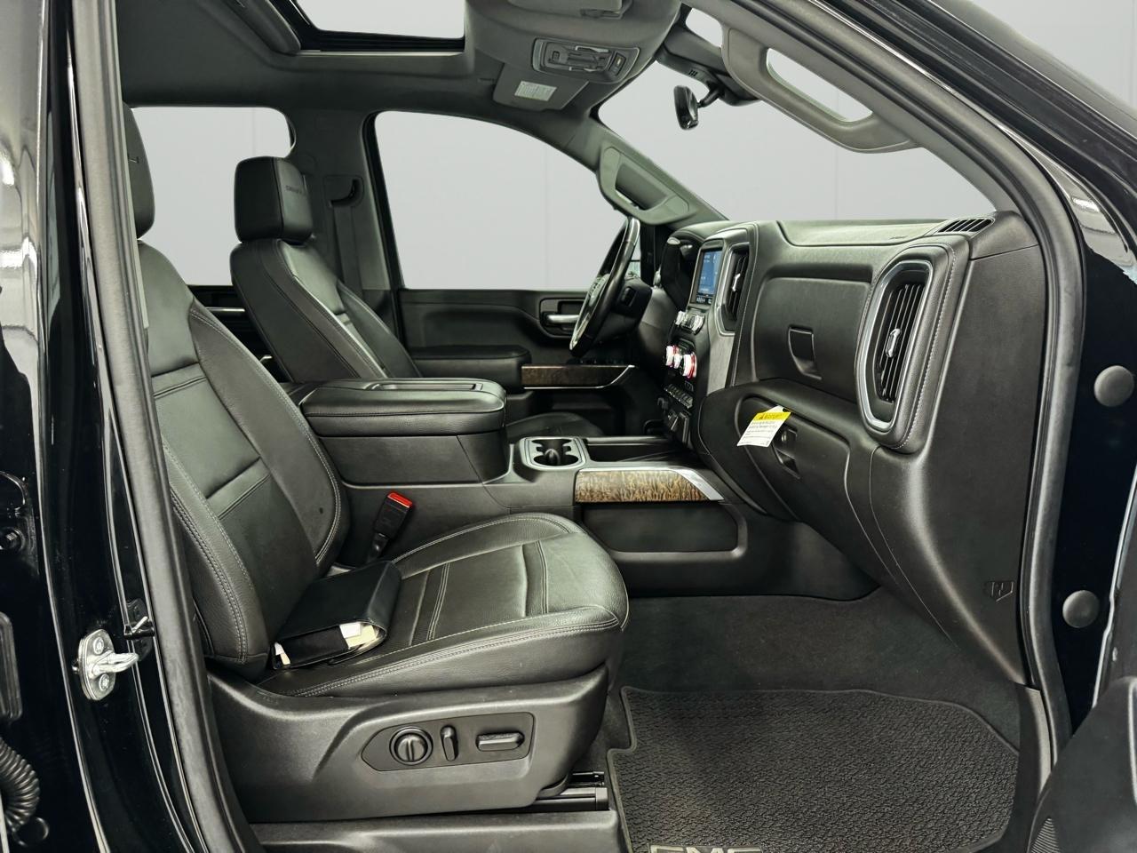 GMC Sierra 3500HD 4WD Crew Cab 159" Denali 2021