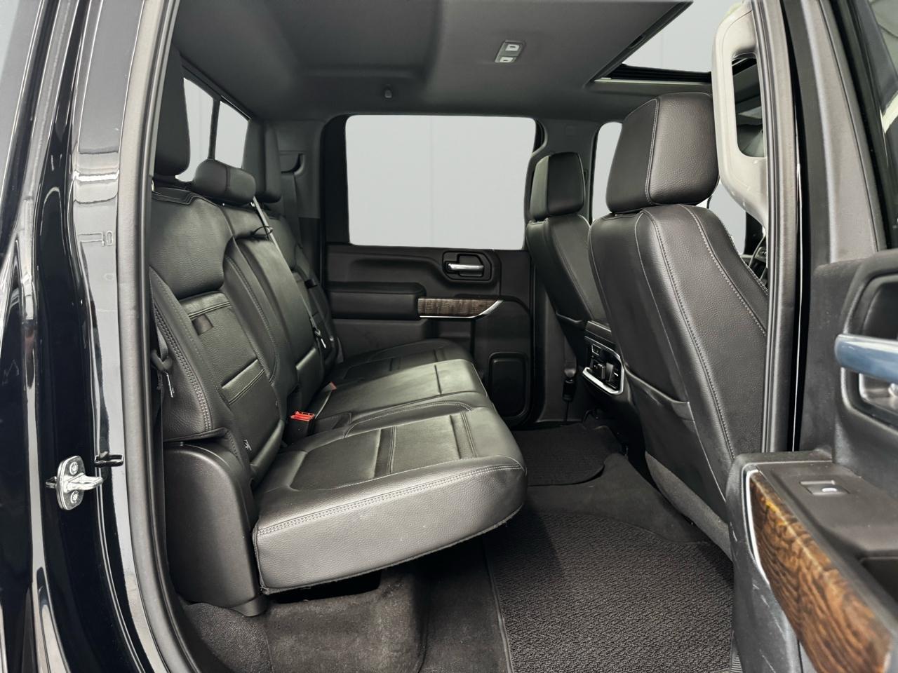 GMC Sierra 3500HD 4WD Crew Cab 159" Denali 2021