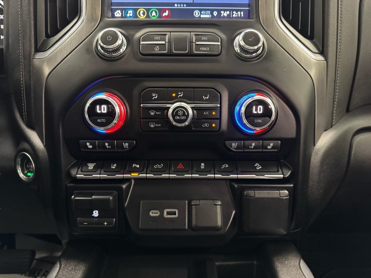 GMC Sierra 3500HD 4WD Crew Cab 159" Denali 2021