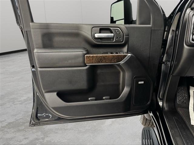 GMC Sierra 3500HD 4WD Crew Cab 159" Denali 2021