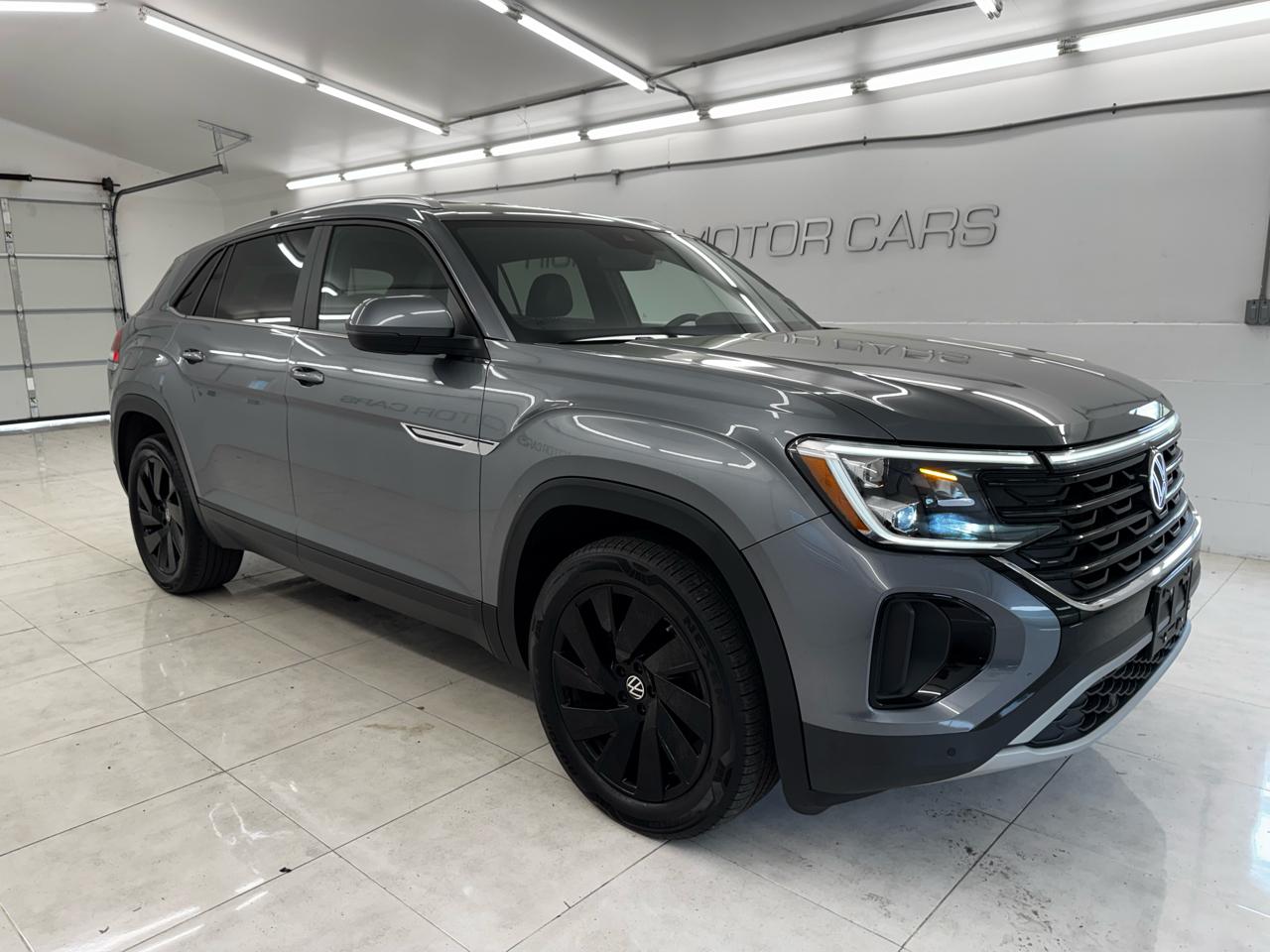 Volkswagen Atlas Cross Sport 2.0T SE w/Technology 4MOTION 2024