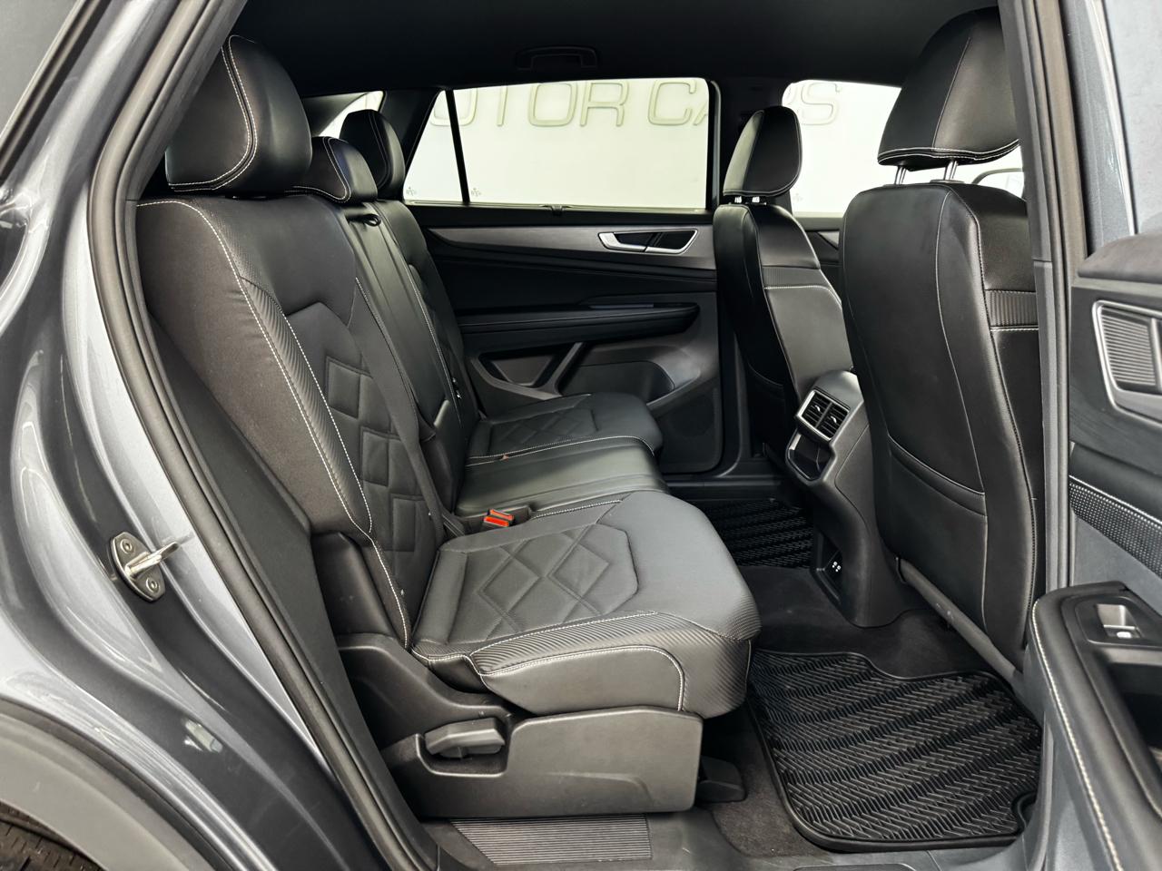 Volkswagen Atlas Cross Sport 2.0T SE w/Technology 4MOTION 2024