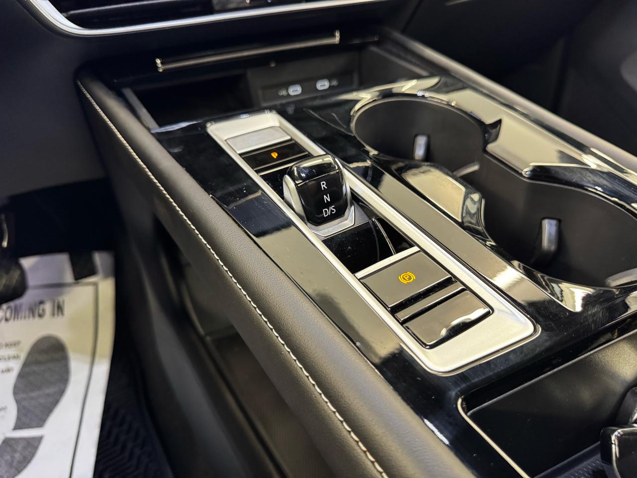 Volkswagen Atlas Cross Sport 2.0T SE w/Technology 4MOTION 2024