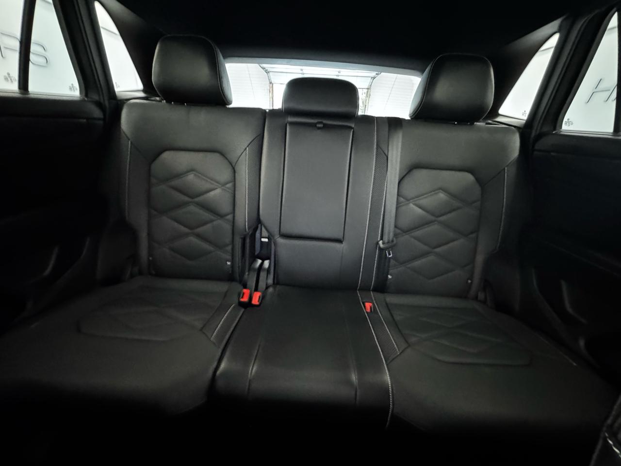 Volkswagen Atlas Cross Sport 2.0T SE w/Technology 4MOTION 2024