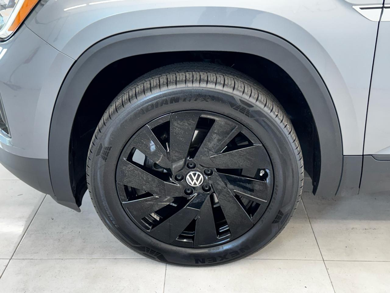 Volkswagen Atlas Cross Sport 2.0T SE w/Technology 4MOTION 2024