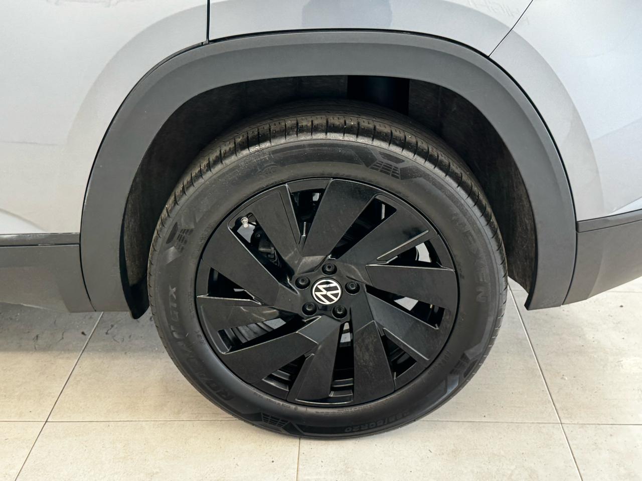 Volkswagen Atlas Cross Sport 2.0T SE w/Technology 4MOTION 2024