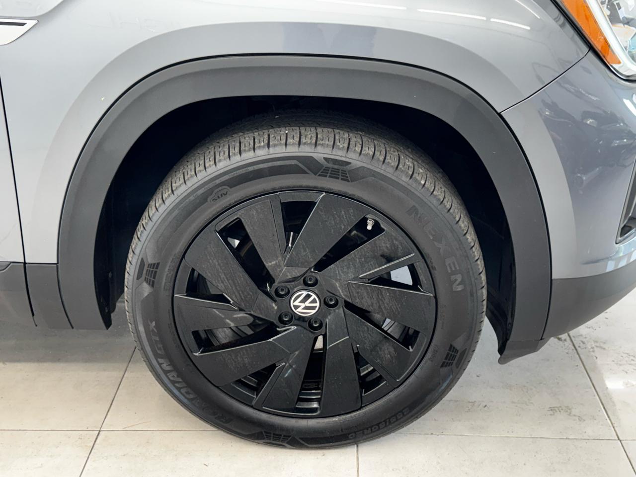 Volkswagen Atlas Cross Sport 2.0T SE w/Technology 4MOTION 2024